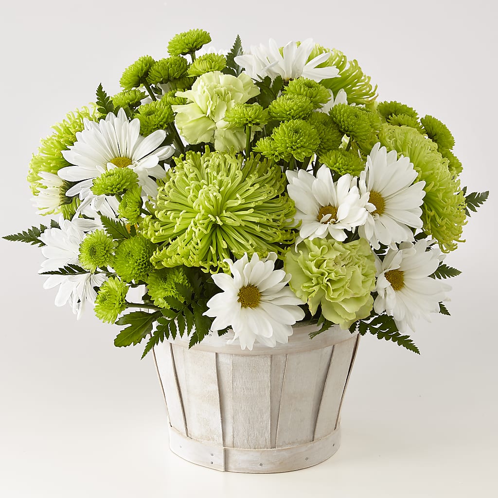 Lucky Charm Basket (Standard) – Micaelas Flowers And Gifts, Tulsa OK