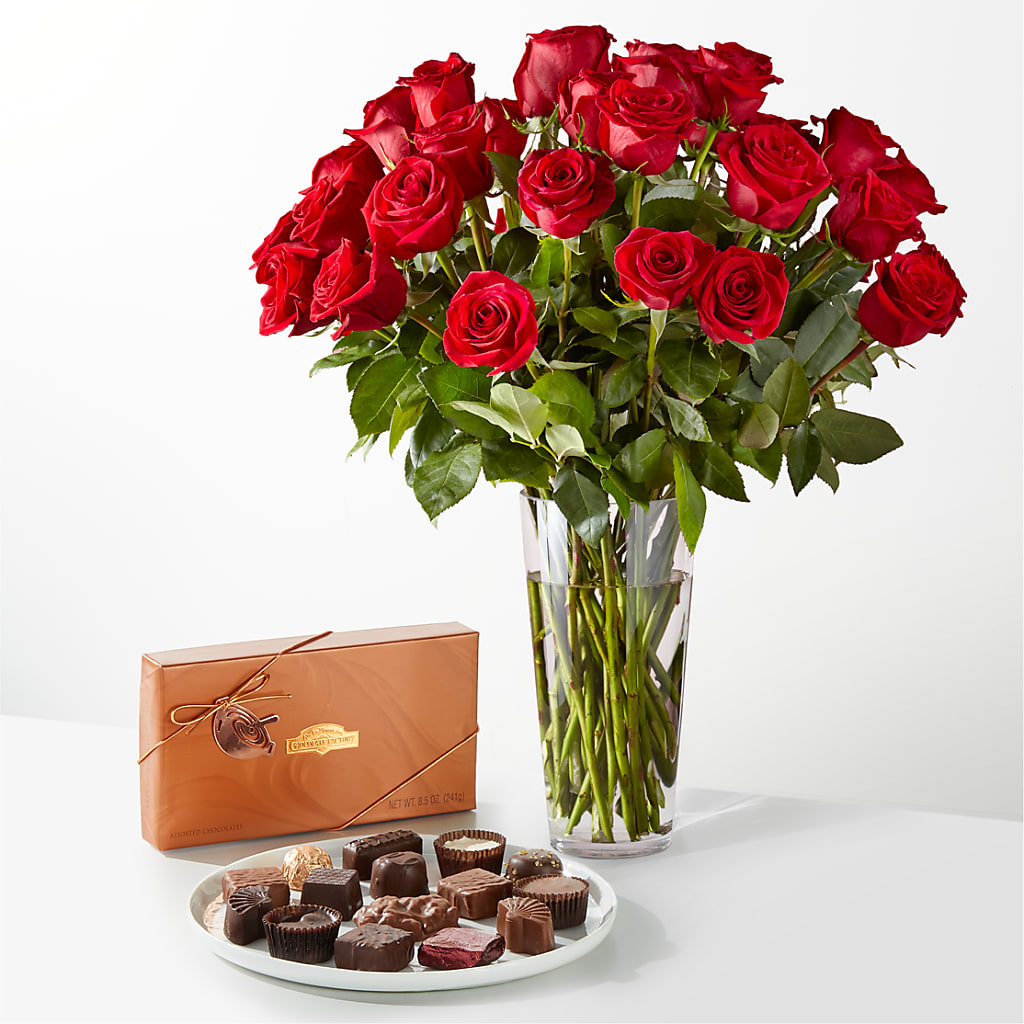 Romantic Long Stem Red Rose Bouquet Bundles – Micaelas Flowers And Gifts, Tulsa OK