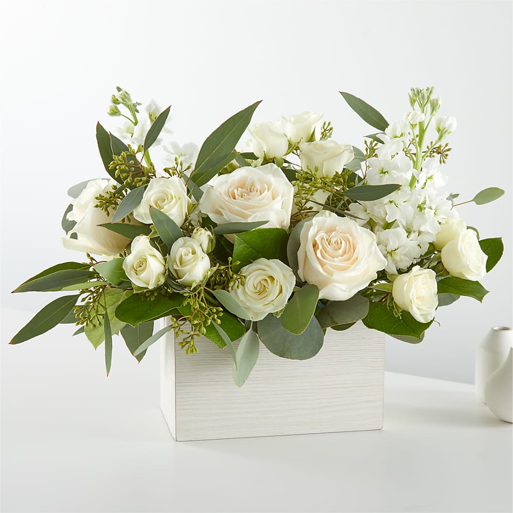 Fresh Linen Box Bouquet – Micaelas Flowers And Gifts, Tulsa OK