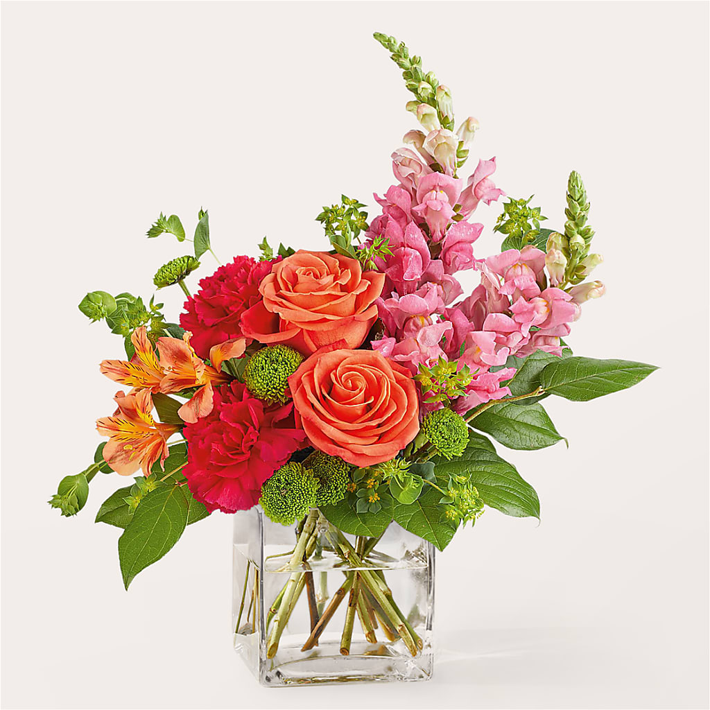 Cosmopolitan Bouquet – Micaelas Flowers And Gifts, Tulsa OK