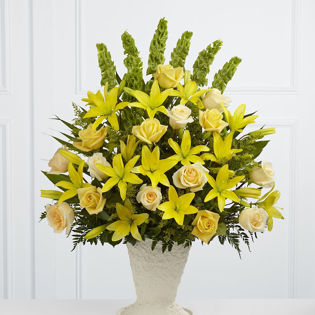 Golden Memories Arrangement – Micaelas Flowers And Gifts, Tulsa OK