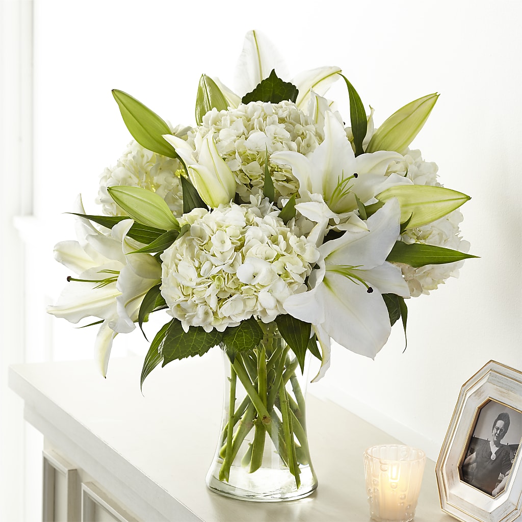 Compassionate Lily Bouquet – Micaelas Flowers And Gifts, Tulsa OK