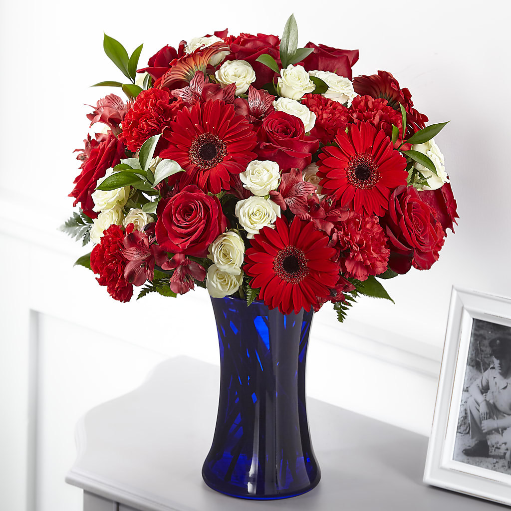 Hearts Embrace Bouquet – Micaelas Flowers And Gifts, Tulsa OK
