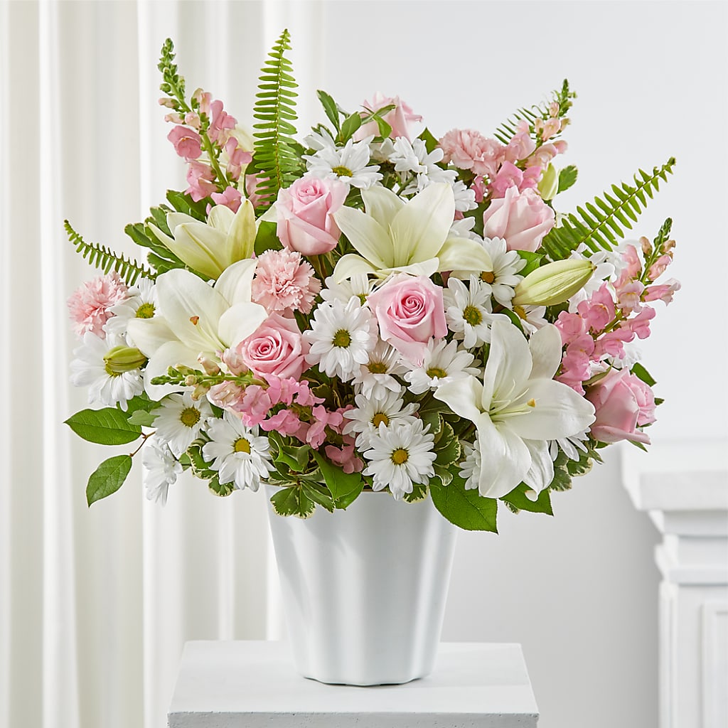 Soft Touch Tabletop Basket – Micaelas Flowers And Gifts, Tulsa OK