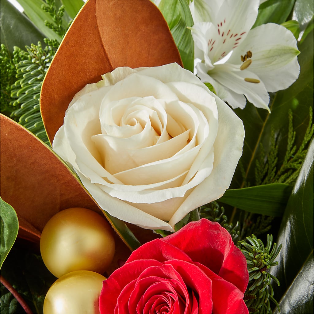 Joy & Jolly Bouquet –  Micaelas Flowers And Gifts, Tulsa OK