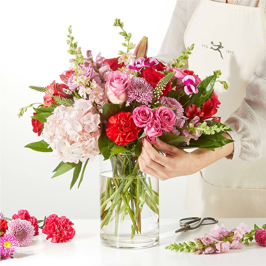 Swooning Over You - A Luxury Florist Original –  Micaelas Flowers And Gifts, Tulsa OK