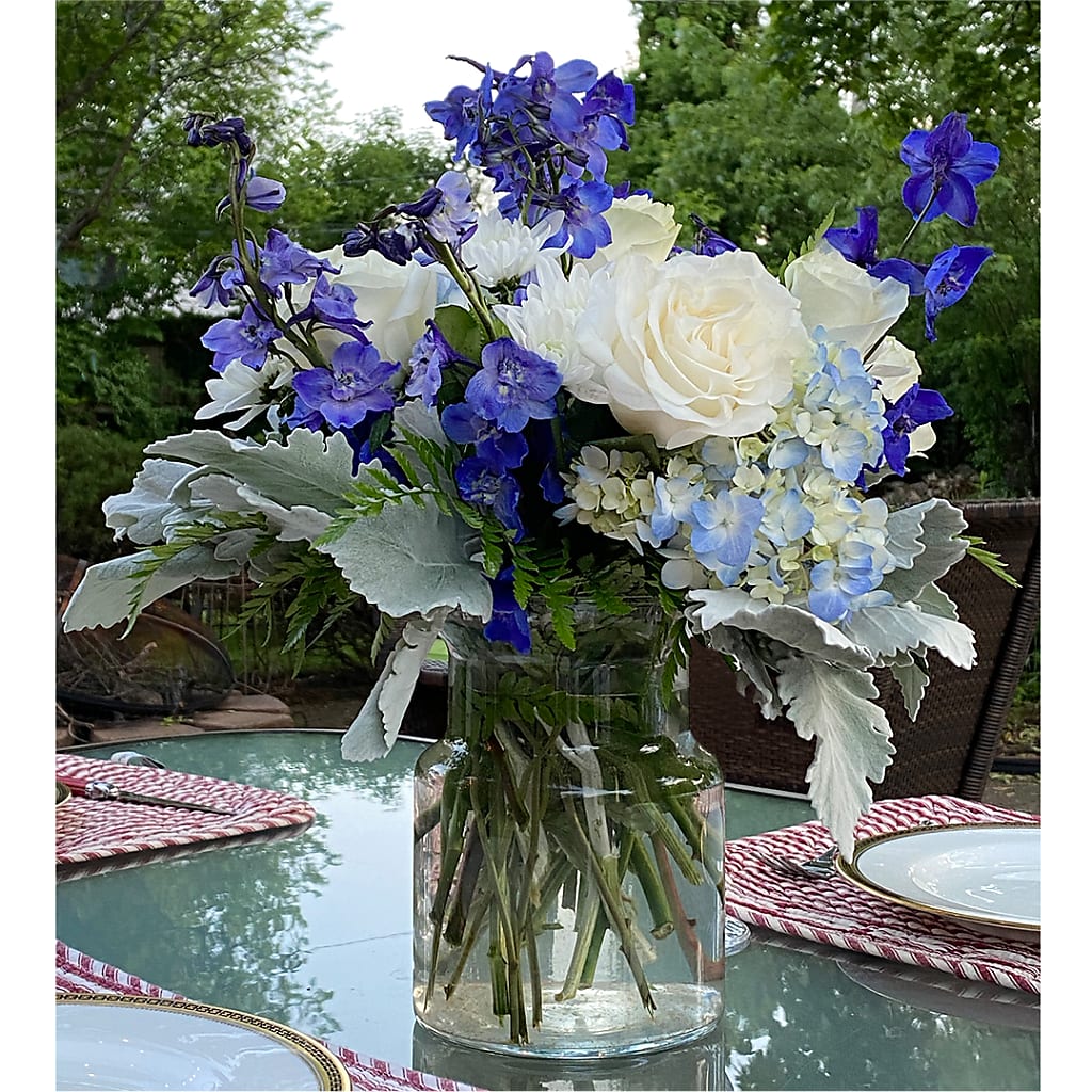 Clear Skies Bouquet –  Micaelas Flowers And Gifts, Tulsa OK