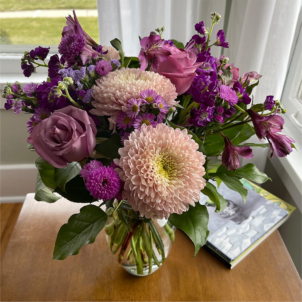 Ultraviolet Bouquet –  Micaelas Flowers And Gifts, Tulsa OK