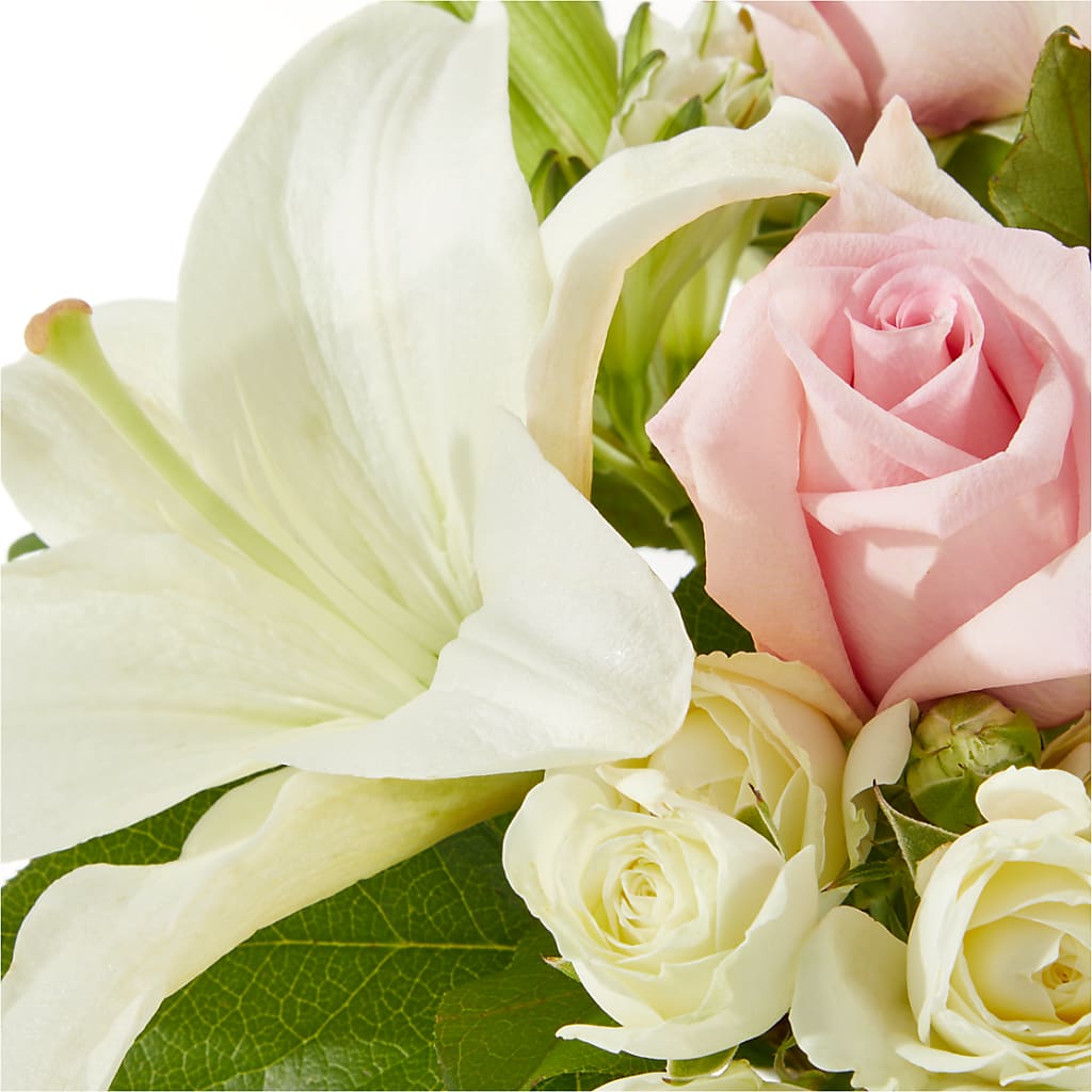 Kindhearted Bouquet –  Micaelas Flowers And Gifts, Tulsa OK