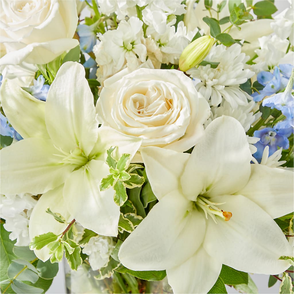 Peace of Mind Bouquet –  Micaelas Flowers And Gifts, Tulsa OK