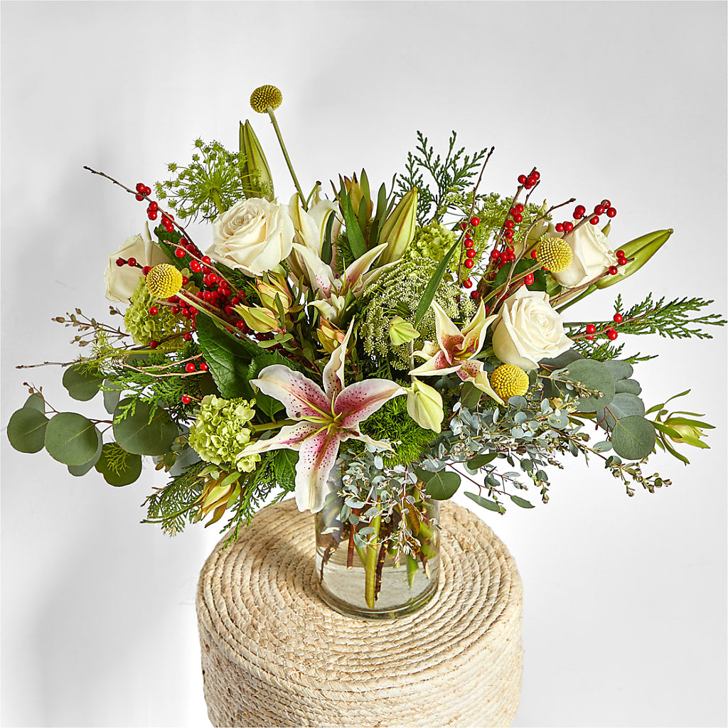 Berry & Bright Bouquet –  Micaelas Flowers And Gifts, Tulsa OK