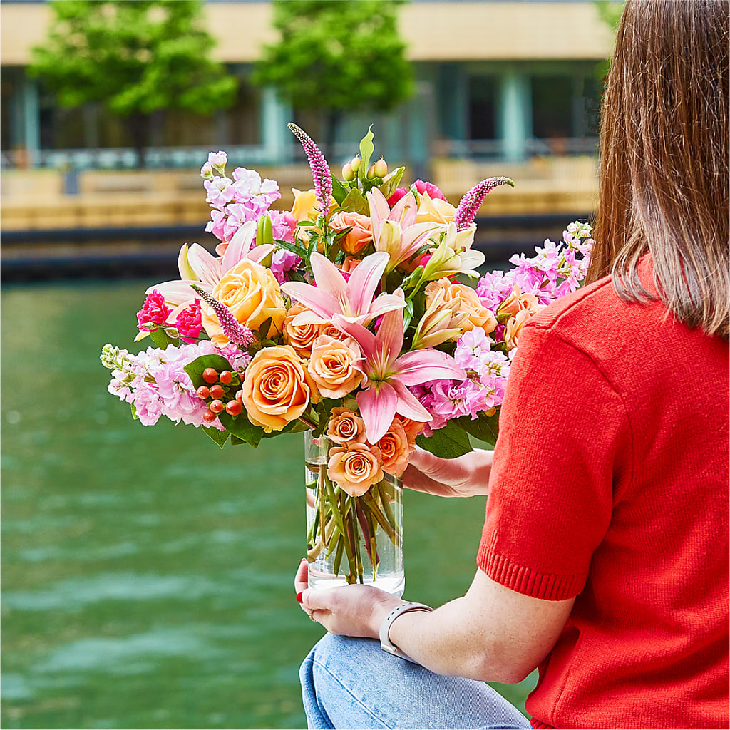 Bisous Bouquet –  Micaelas Flowers And Gifts, Tulsa OK